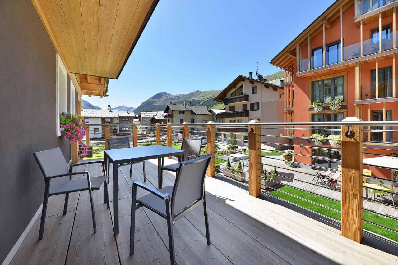 Roberta Loft - Rooms And Apartments Livigno Exterior foto