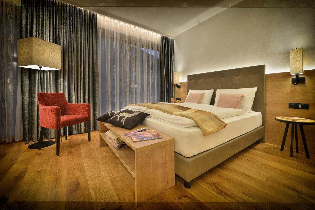 Roberta Loft - Rooms And Apartments Livigno Exterior foto