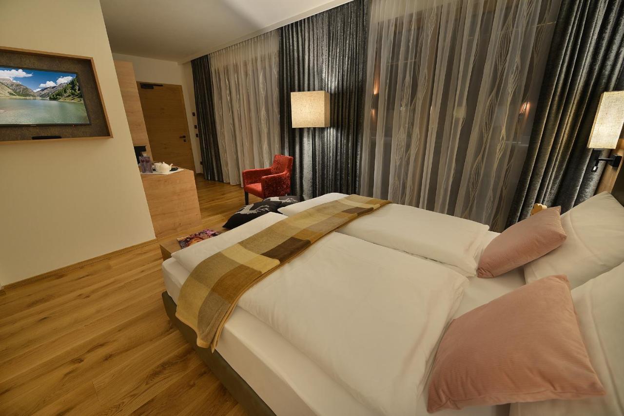 Roberta Loft - Rooms And Apartments Livigno Exterior foto
