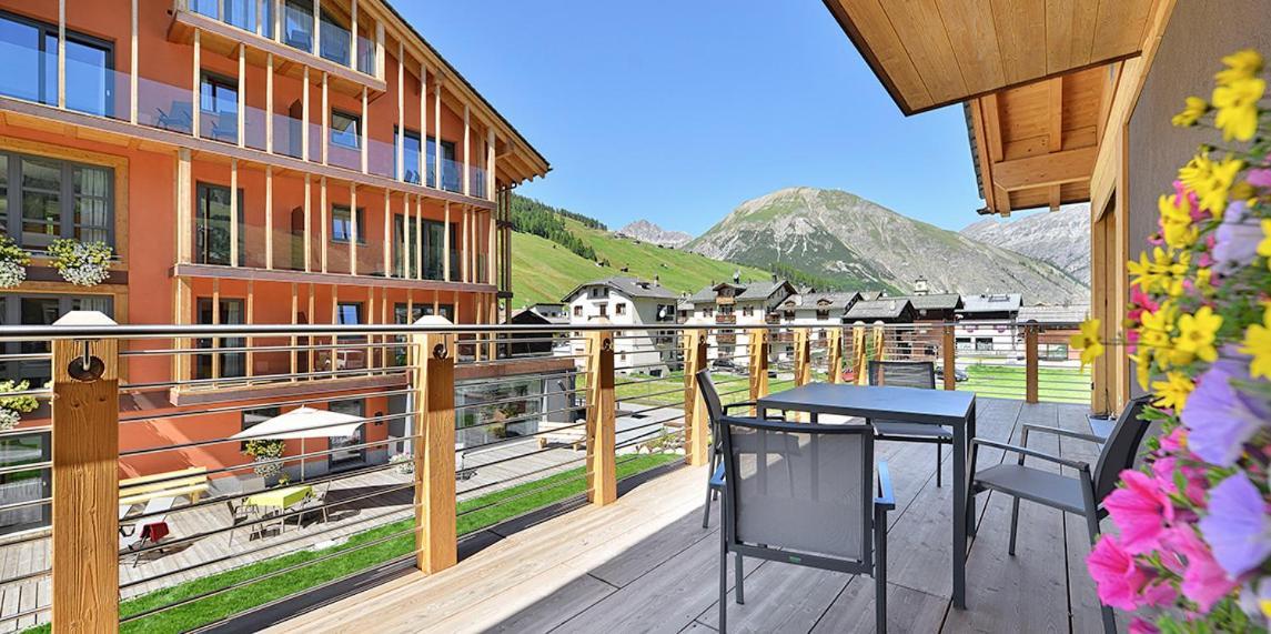 Roberta Loft - Rooms And Apartments Livigno Exterior foto